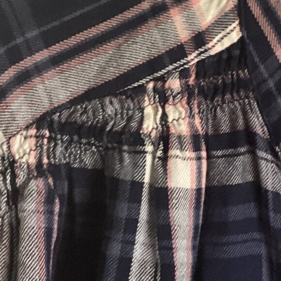 Bass Plaid Button-Up Shirt – Smocked Shoulders, Roll Cuffs – Size XL - Picture 3 of 7